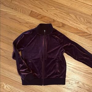 GAP Fit Plum Velvet Zip-up